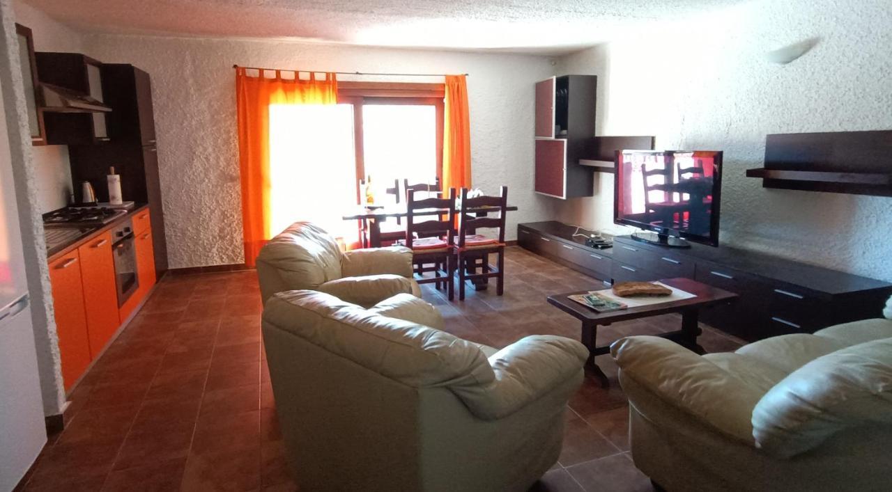 Central House Porto Rotondo Εξωτερικό φωτογραφία
